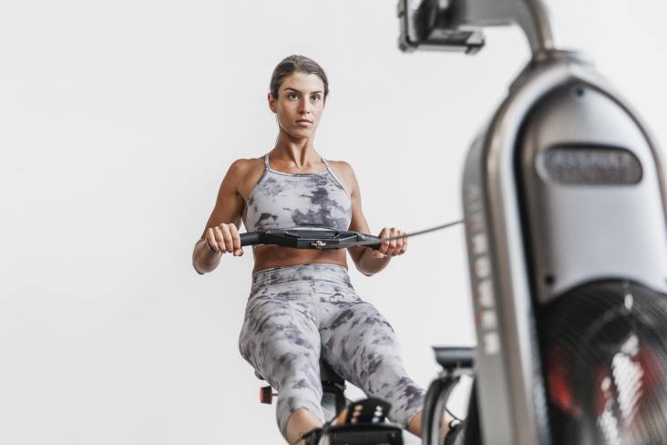 6DJZ1038 Women High-Neck Sports Bra Nobull