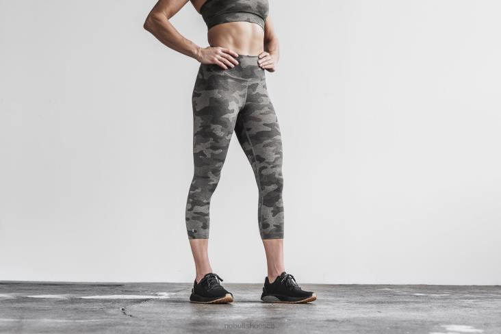 6DJZ1095 Women High-Rise Crop Nobull