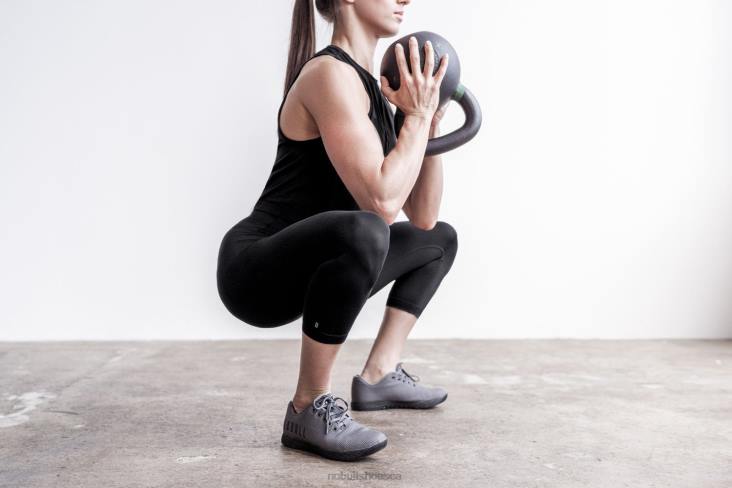 6DJZ1104 Women High-Rise Crop Nobull