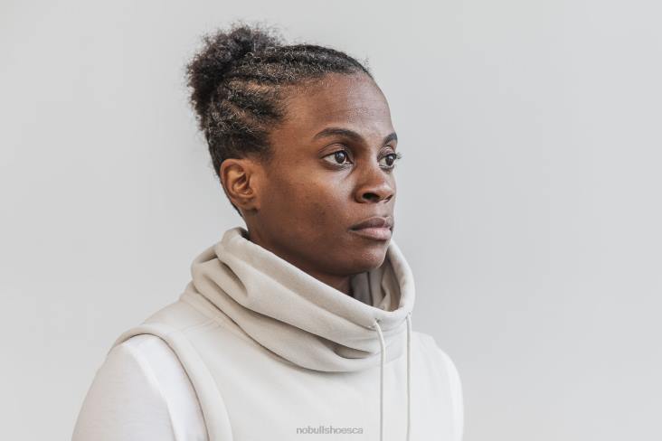 6DJZ1186 Women Polartec Wind Pro Arctic Sleeveless Cowl Nobull