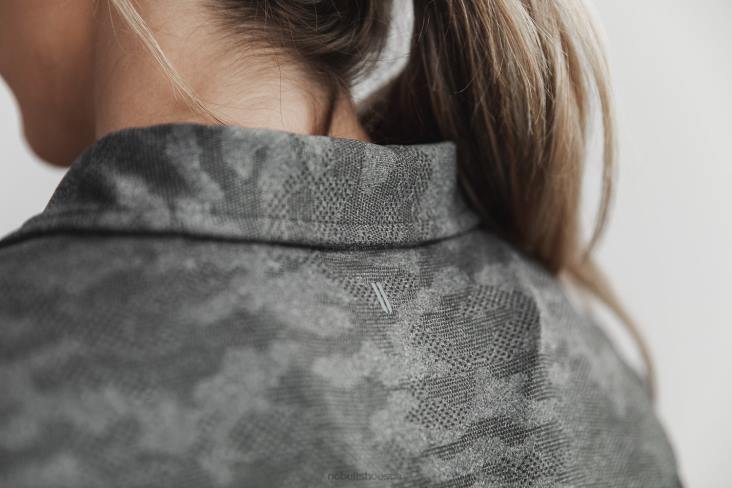 6DJZ1330 Women Lightweight Textured Polo Nobull