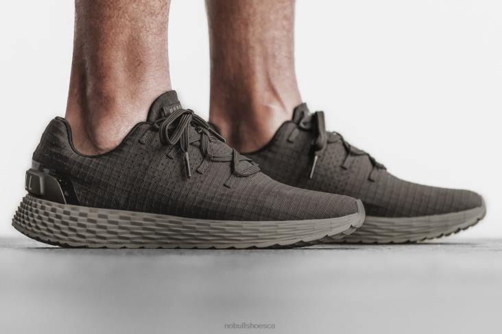 6DJZ135 Men Wren Dark Fallen Rock Ripstop Runner Nobull