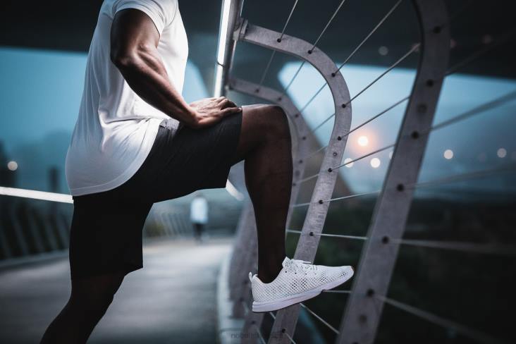 6DJZ154 Men White Mesh Runner Nobull