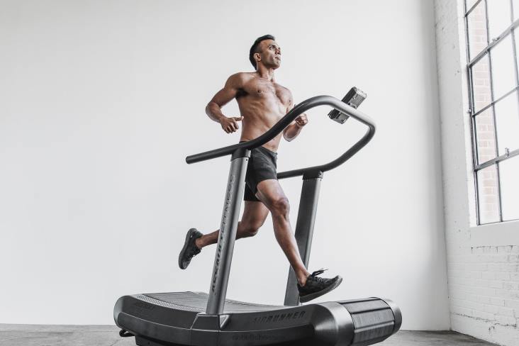 6DJZ157 Men Night Camo Ripstop Runner Nobull