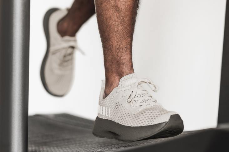 6DJZ167 Men Ivory Dark Fallen Rock Runner+ Nobull