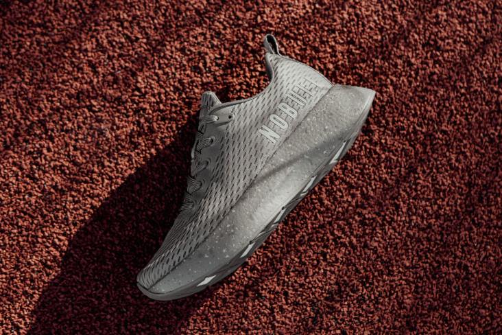 6DJZ176 Men Dark Grey Surface Runner+ Nobull