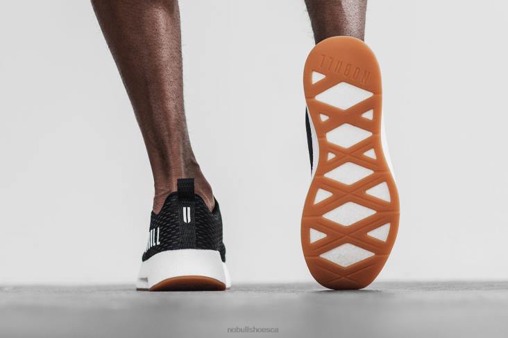 6DJZ182 Men Black White Runner+ Nobull