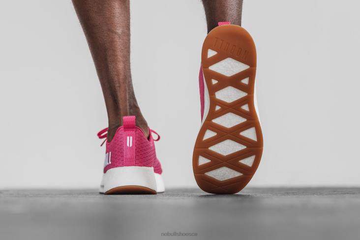 6DJZ189 Men Magenta White Runner+ Nobull