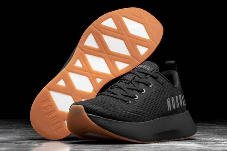 6DJZ190 Men Black Gum Runner+ Nobull