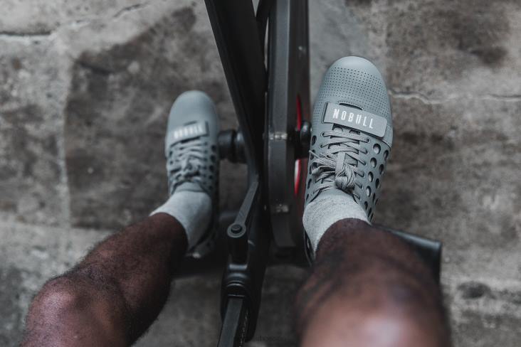 6DJZ205 Men Concrete Cycling Shoe Nobull