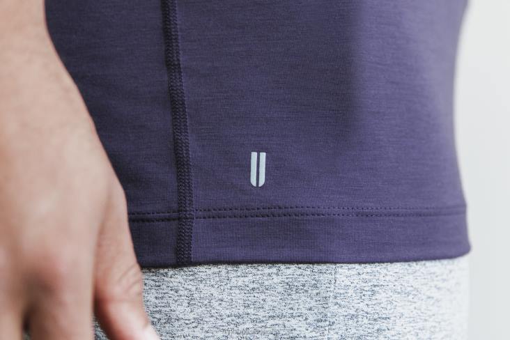 6DJZ224 Men Tee Nobull