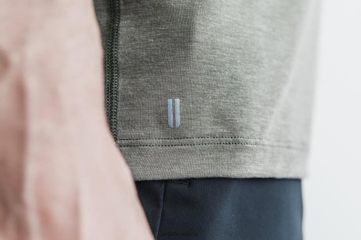 6DJZ238 Men Tee Nobull