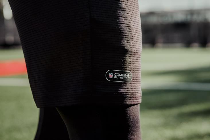 6DJZ273 Men Nfl Combine Textured Knit Short 7 Nobull