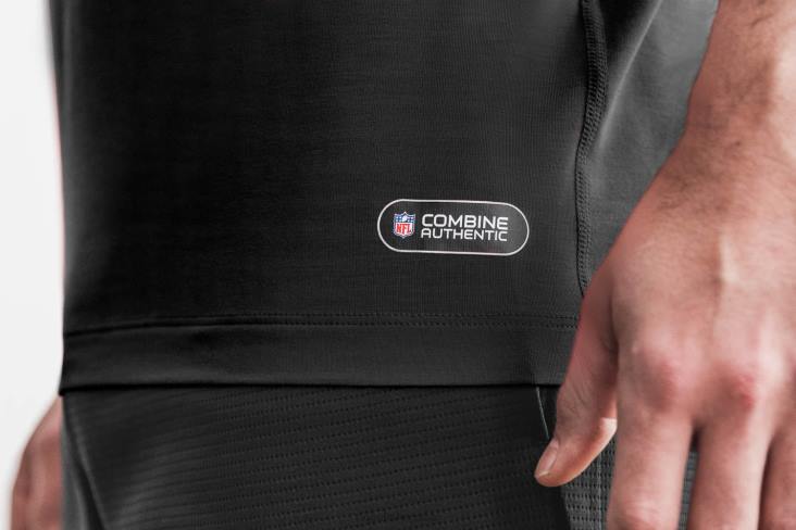 6DJZ275 Men Nfl Combine Qb1 Tee Nobull