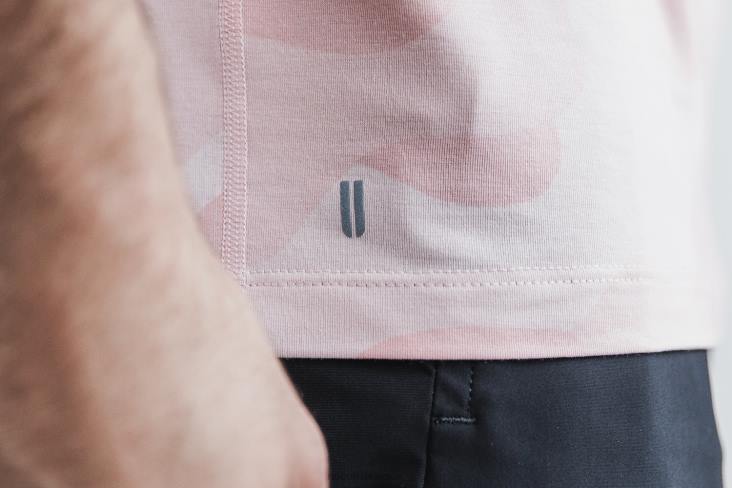 6DJZ316 Men Tee Nobull