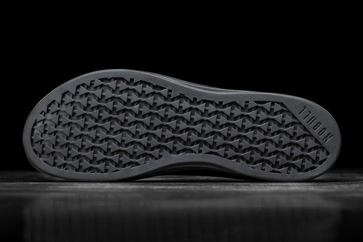 6DJZ36 Men Black Canvas Trainer Nobull