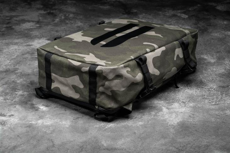 6DJZ456 Women Horns Waxed Canvas Duffleback Nobull