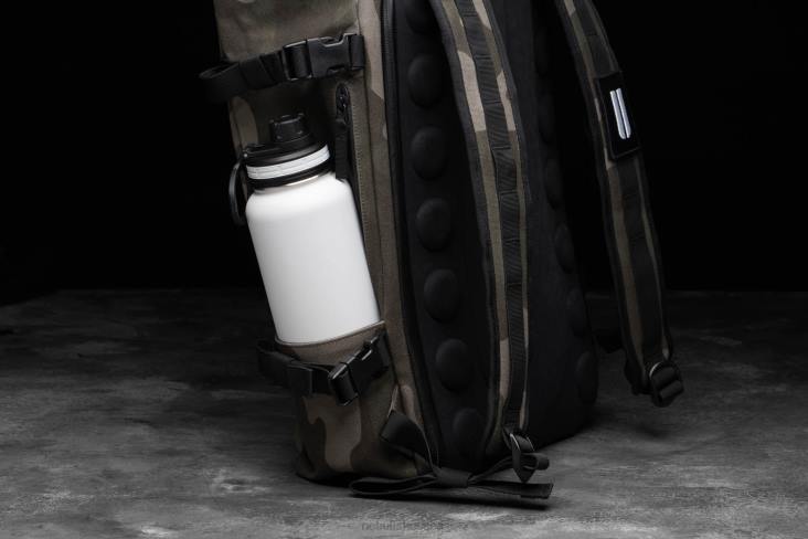 6DJZ456 Women Horns Waxed Canvas Duffleback Nobull