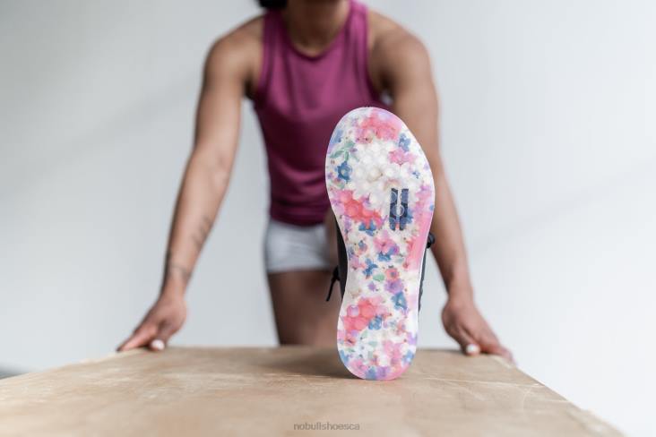 6DJZ503 Women Black Daisy Trainer Nobull