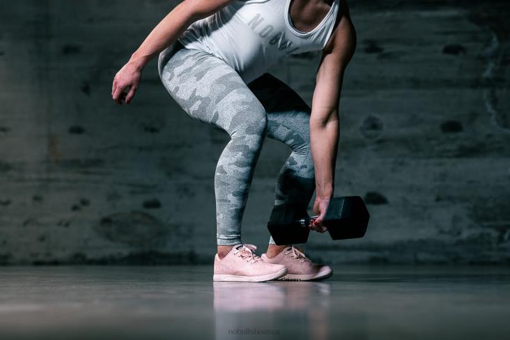 6DJZ508 Women Rose Camo Trainer Nobull