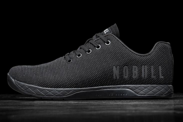 6DJZ509 Women Black Trainer Nobull