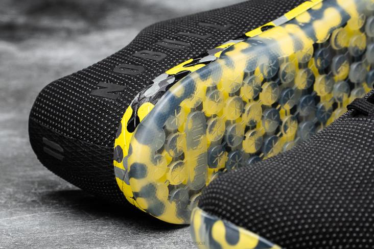 6DJZ530 Women Black Radial Trainer Nobull