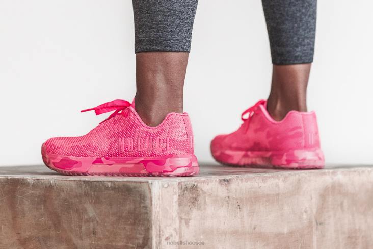 6DJZ547 Women Neon Pink Camo Trainer+ Nobull