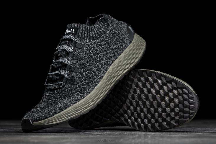 6DJZ589 Women Black Ivy Knit Runner Nobull