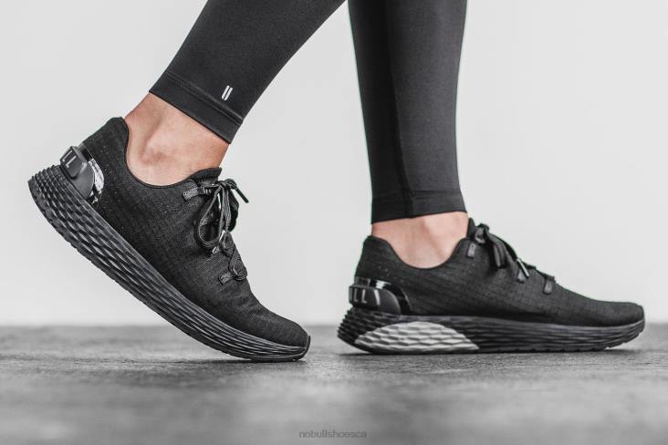 6DJZ592 Women Black Ripstop Runner Nobull