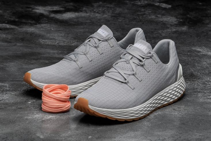 6DJZ594 Women Arctic Ripstop Runner Nobull