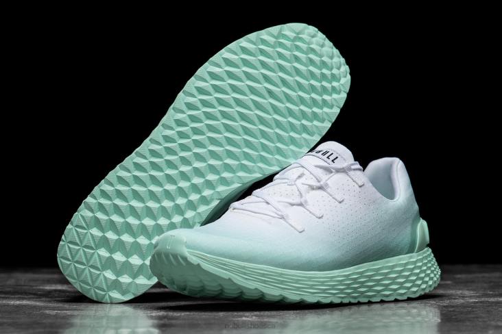 6DJZ596 Women White Mist Gradient Ripstop Runner Nobull