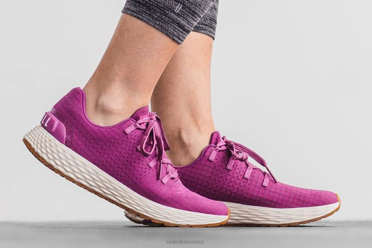 6DJZ597 Women Raspberry Ivory Ripstop Runner Nobull