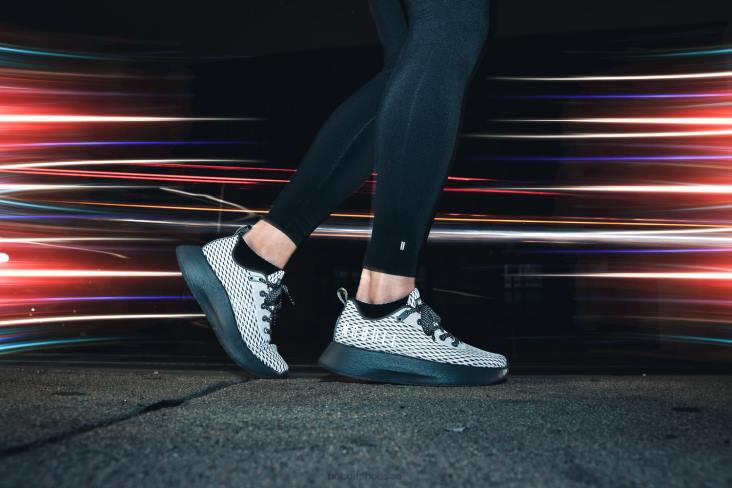 6DJZ604 Women Dark Grey Reflective Runner+ Nobull