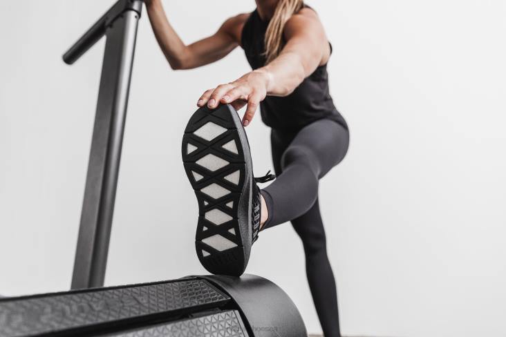 6DJZ614 Women Black Runner+ Nobull