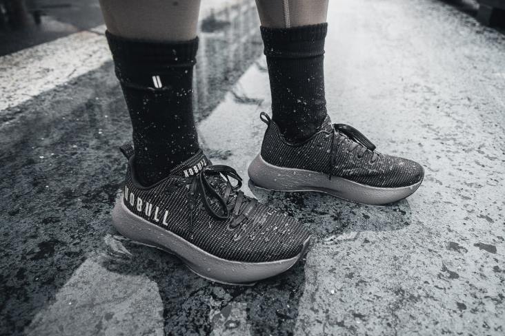 6DJZ617 Women Black Asphalt Gore-Tex Runner+ Nobull