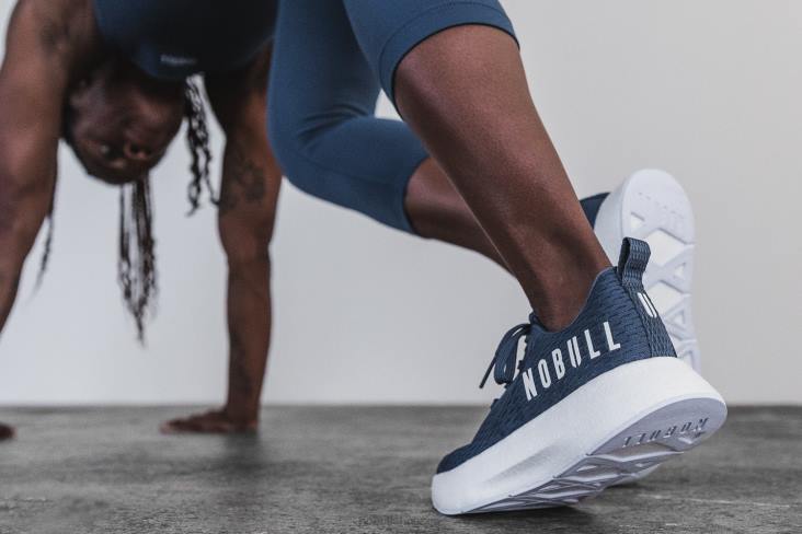 6DJZ620 Women Navy White Runner+ Nobull