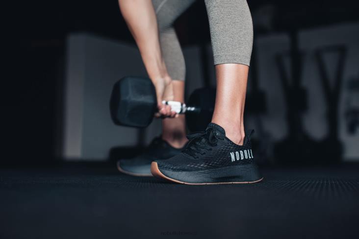 6DJZ624 Women Black Gum Runner+ Nobull