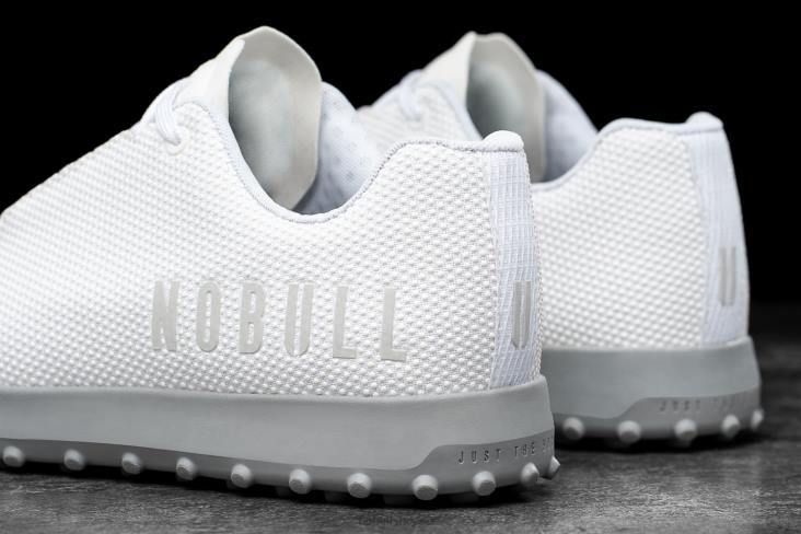 6DJZ637 Women White Arctic Turf Trainer Nobull