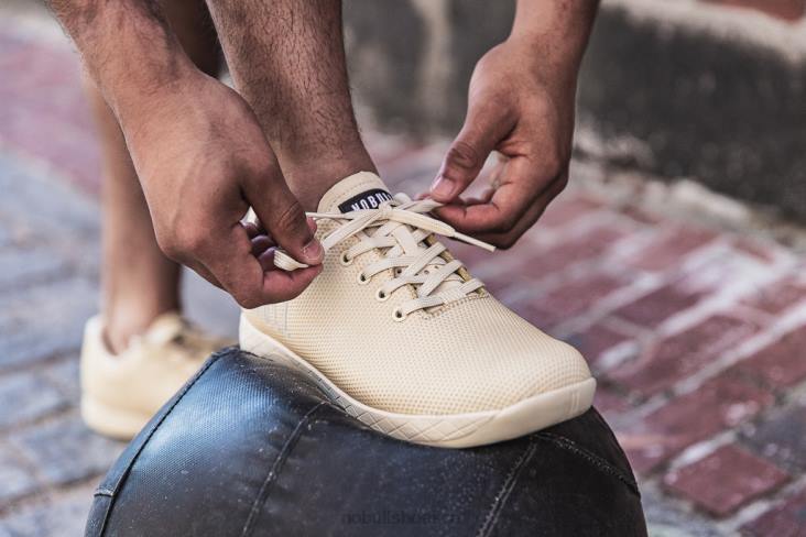 6DJZ66 Men Vanilla Trainer Nobull