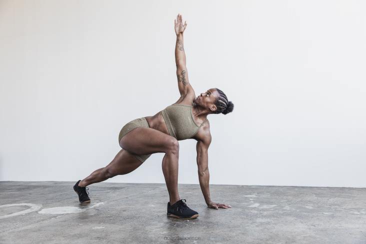 6DJZ929 Women High-Neck Sports Bra Nobull