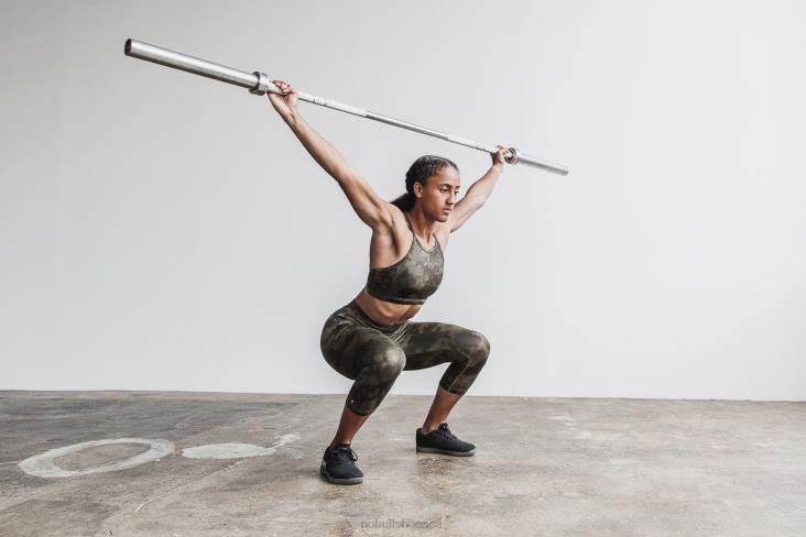 6DJZ981 Women Halter Sports Bra Nobull