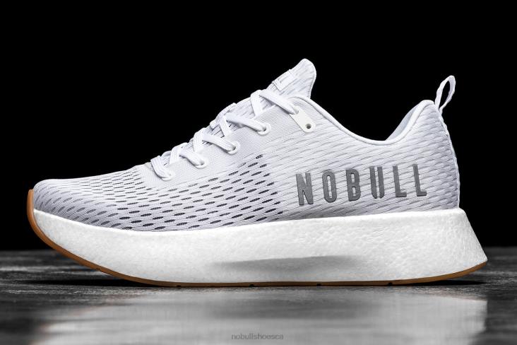 6DJZ174 Men White Runner+ Nobull