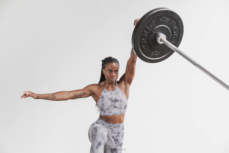 6DJZ985 Women Halter Sports Bra Nobull